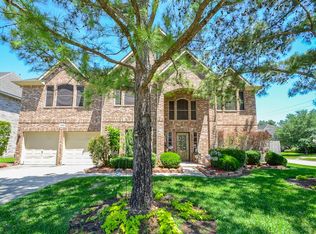 22902 Montclair Park Ln, Spring, TX 77373