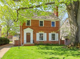 3790 Hillbrook Rd, University Heights, OH 44118