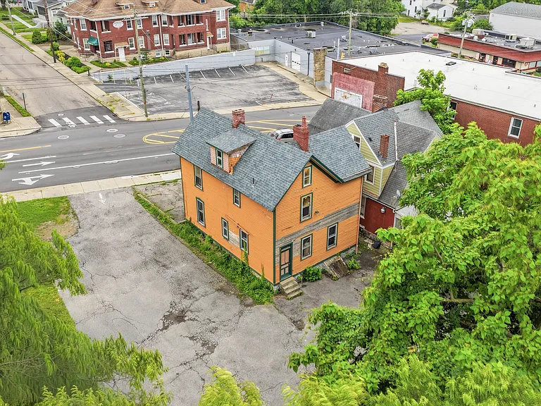 5109 Montgomery Rd — Photo 26
