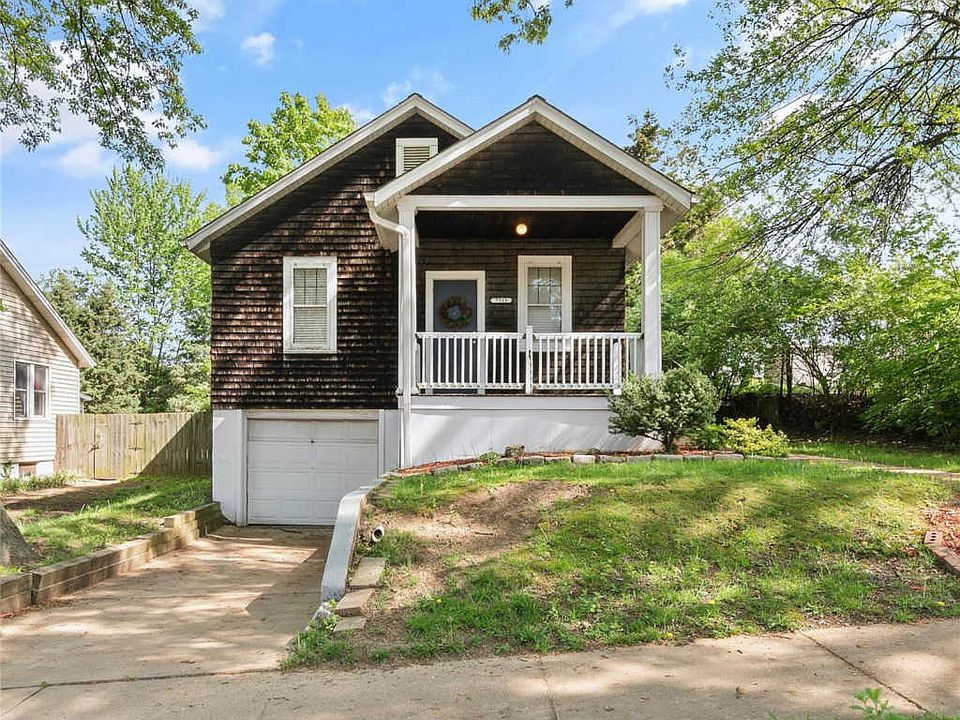 1st image of 7515 Weaver Ave