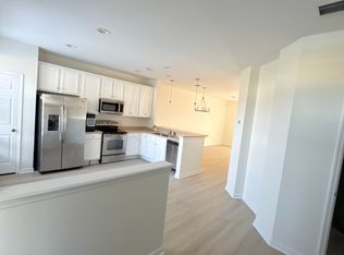 4102 Four Oaks Blvd, Tallahassee, FL 32311