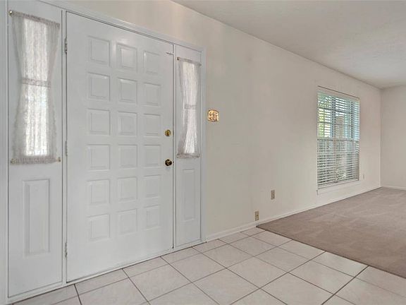 3rd image of 8307 E Sparkling Springs Dr