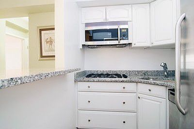 3rd image of 11 E 87th St APT 8B
