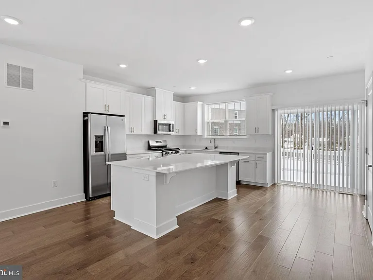 137 Ada Hightower Ave — Photo 14