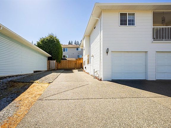 2nd image of 4749 Hammond Bay Rd