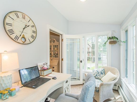 3rd image of 70 Saxonia Ave