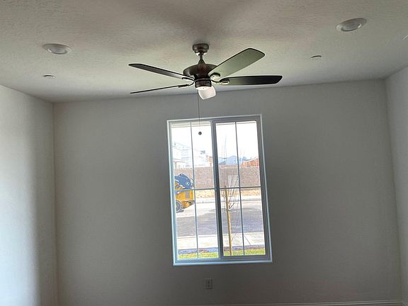 2nd image of 2340 S Claremont Ave