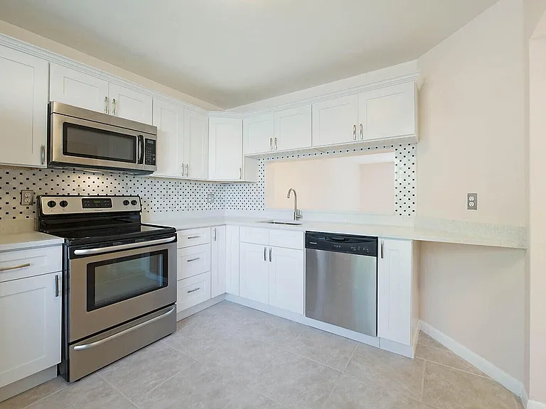 6384 Boca Cir — Photo 7