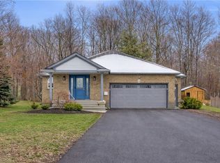 13 Burlwood Dr, Woolwich, ON N3B 3L2