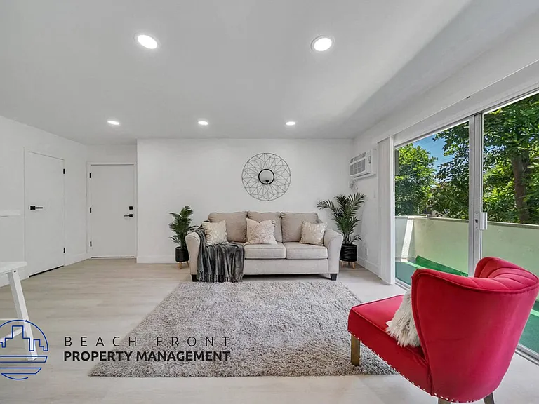 5311 Hermitage Ave. — Photo 11