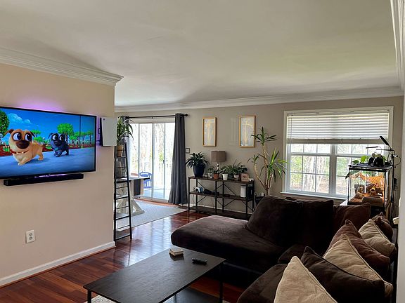 2nd image of 24 Plumosa Dr