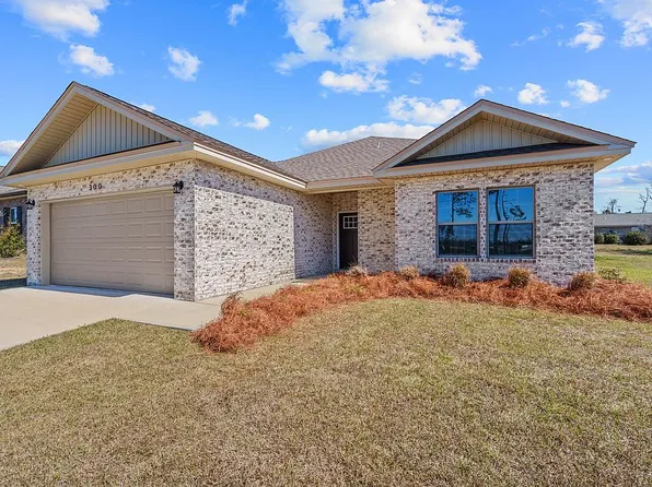 300 Hugh Thomas Dr, Panama City, FL 32404