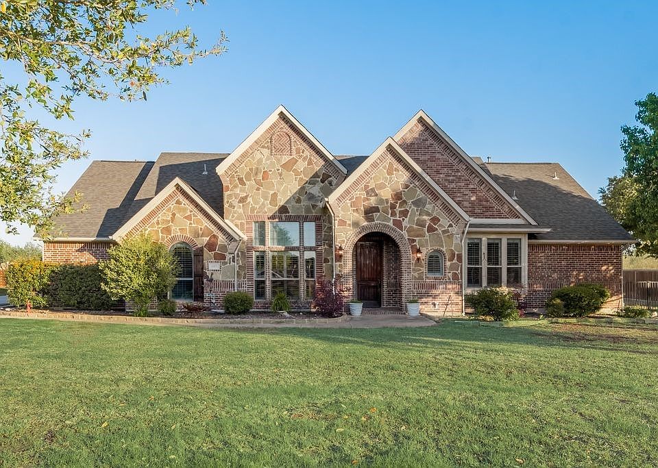 1st image of 18176 Langford Ln