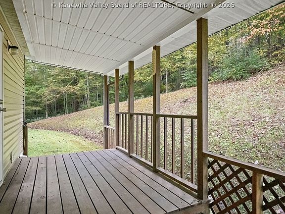 5th image of 355 Fudges Creek Rd