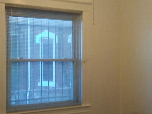 3rd image of 2423 California St APT 1