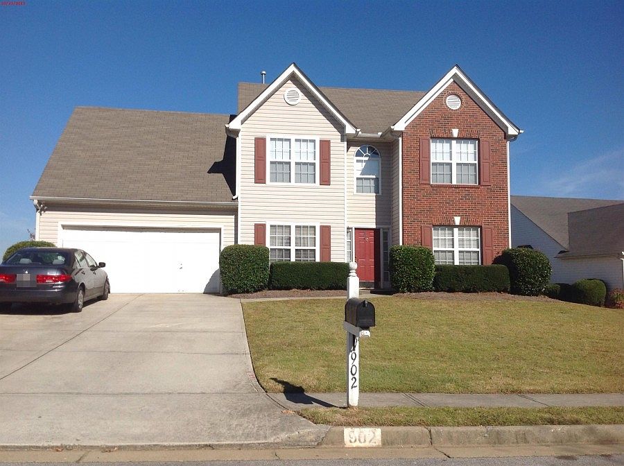 1st image of 902 Koala St