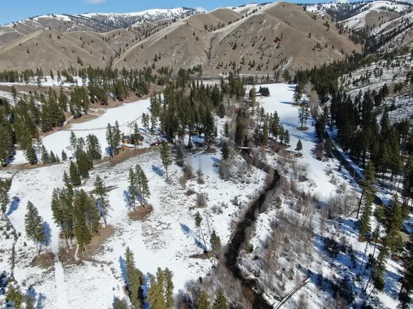 162 Medicine Springs Rd, Conner, MT 59827