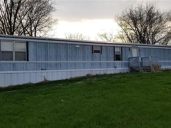 5th image of 112 NW County Road H