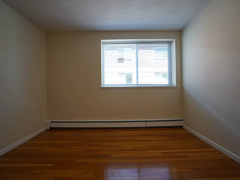 360 Market St #7 — Photo 10