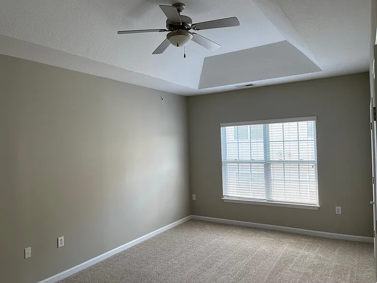 6815 Hanesbrook Cir #302 — Photo 13