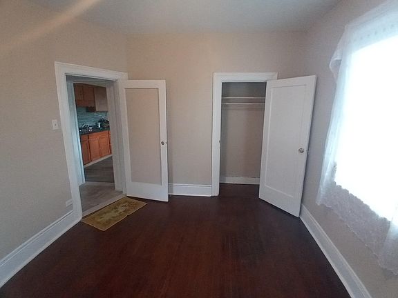 4th image of 110 W Sidney Ave Floor 2