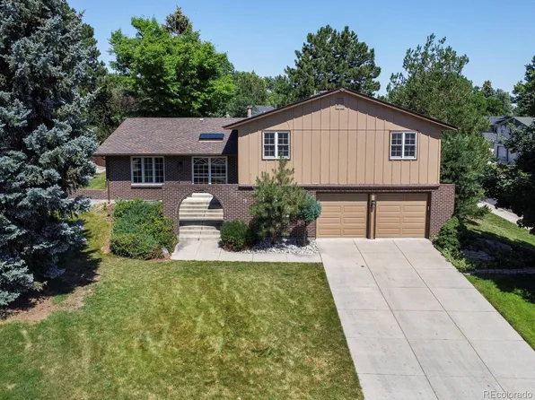 8893 W Harvard Drive, Lakewood, CO 80227
