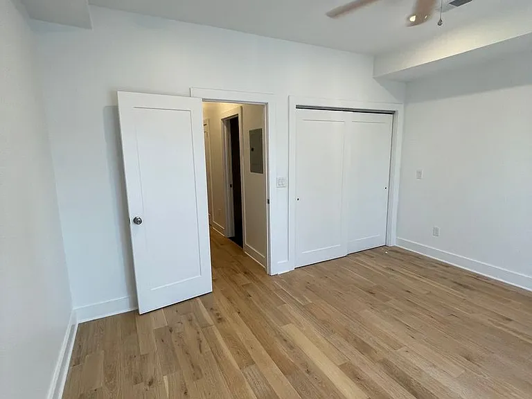 2404 Master St #2 — Photo 27