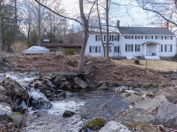 7 Sherwood Farms Court, Stony Point, NY 10980