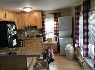 8 Wardwell St APT 8, Stamford, CT 06902