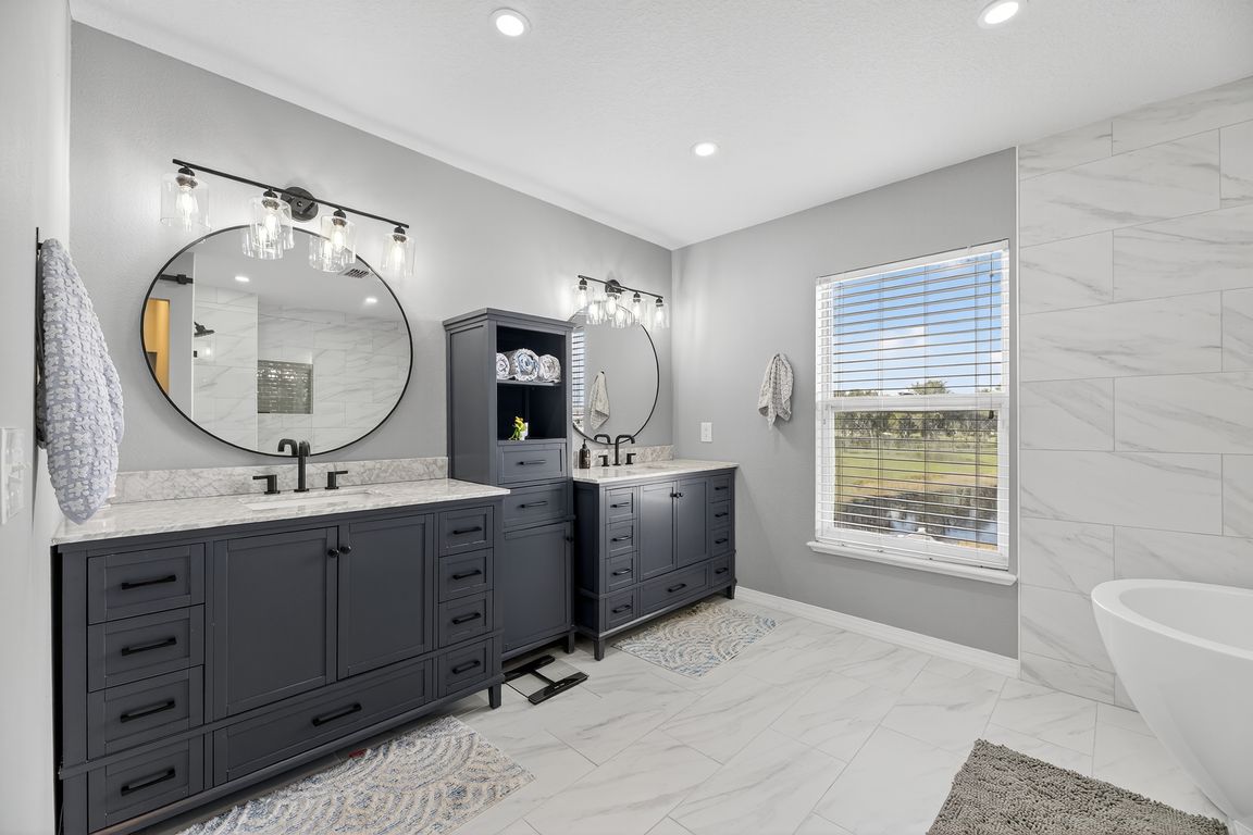 next background image