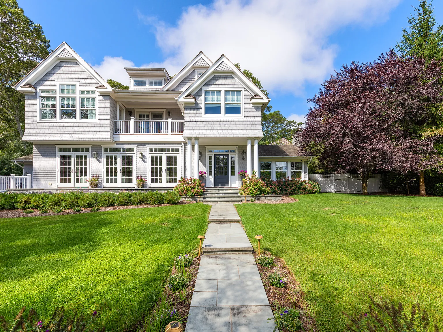 Newly Constructed East Hampton Rental — Photo 1