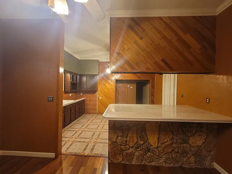 3321 Avenue M — Photo 8