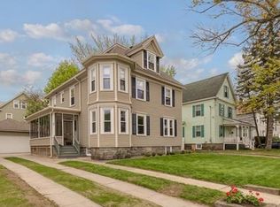 60 Coolidge St, Lawrence, MA 01843