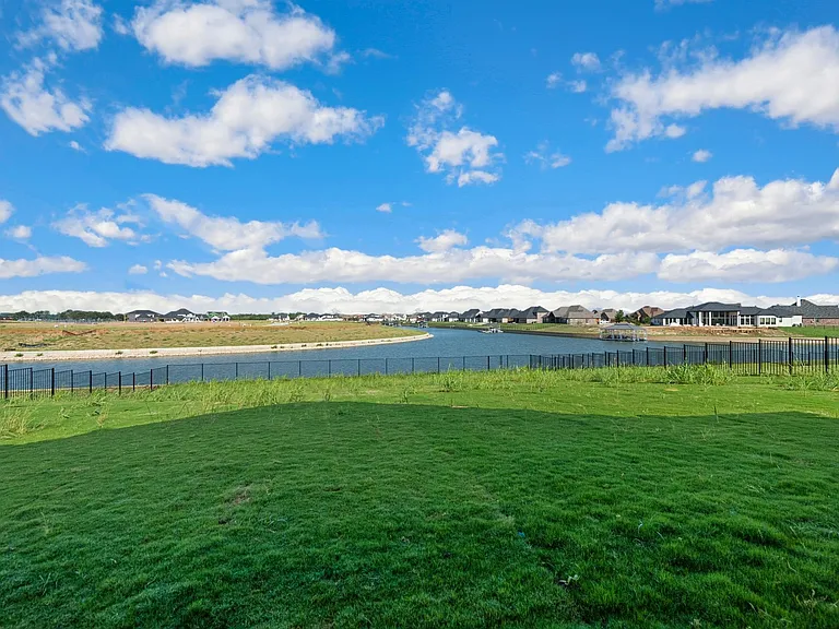 1/2 acre lake lot