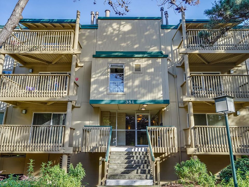1st image of 381 Half Moon Ln APT 107