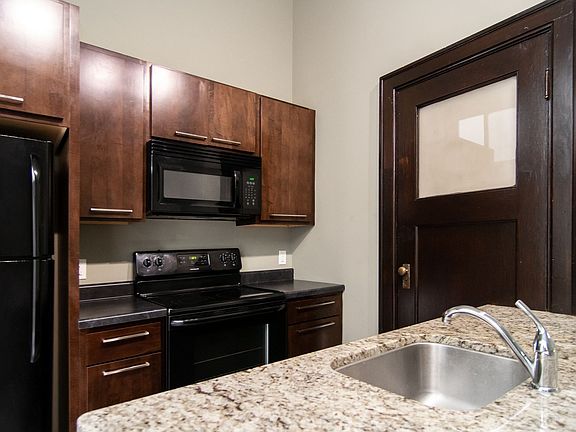 5th image of 306 S 24th St #619