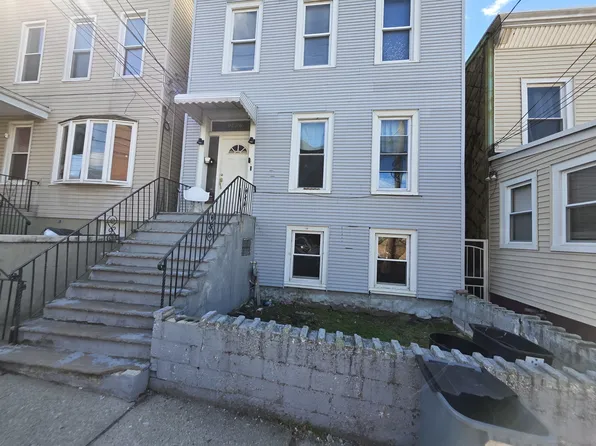 1407 11th St, North Bergen, NJ 07047