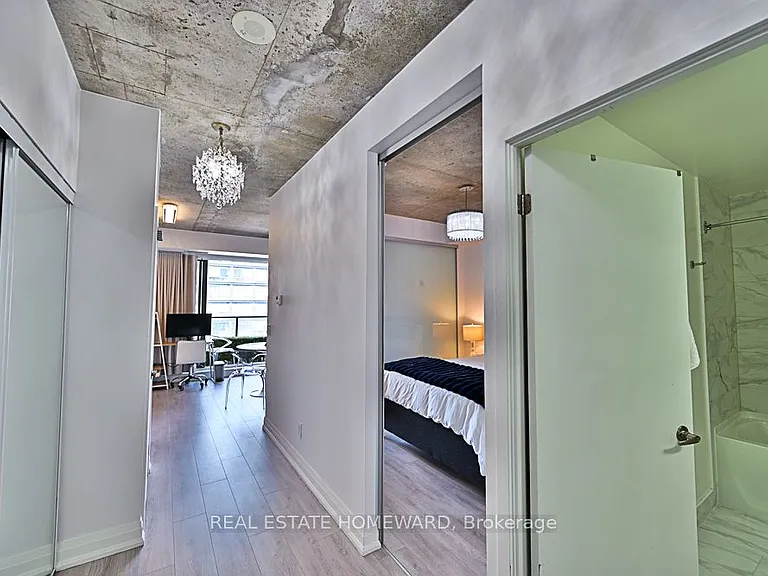 32 Camden St #706 — Photo 22