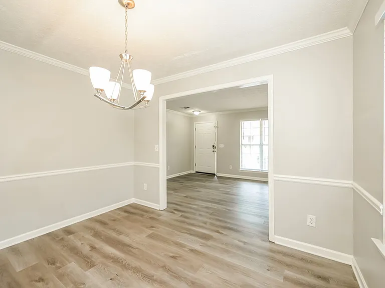 2092 Wedgewood Dr — Photo 6