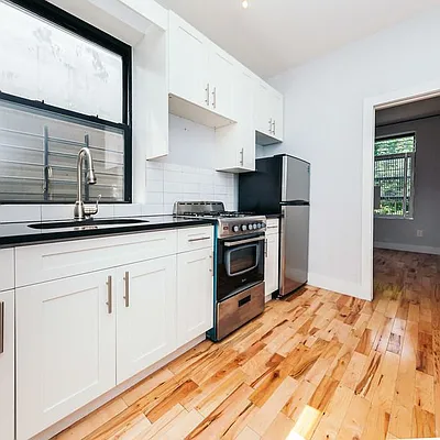 Rented by Nooklyn NYC LLC | media 15