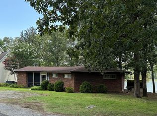 138 Shore Ln, Benton, KY 42025