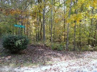 5511 Rutgers Rd, Greensboro, NC 27407