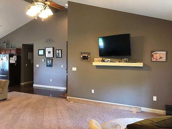 Vaulted ceiling with beam