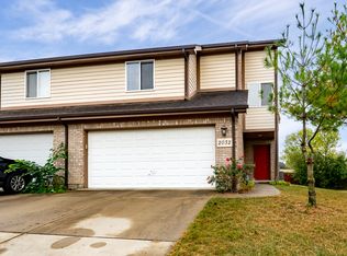 2032 Pine Forest Dr, Miamisburg, OH 45342