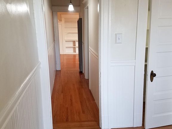 4th image of 3460 16th St APT 4
