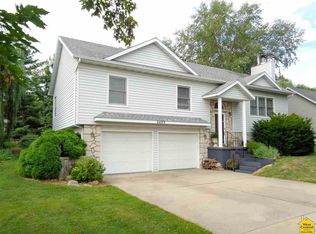 2403 Stacey Ln, Sedalia, MO 65301