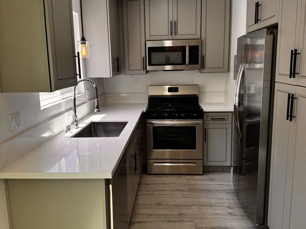 7681 Ellis Ave, 7681 Ellis Ave #C, Huntington Beach, CA 92648