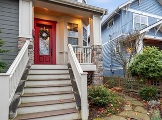 2611 9th Ave W #B, Seattle, WA 98119