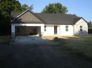 2106 Traction Rd, Crawfordsville, IN 47933