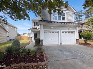 2003 Woodsdale Dr, Durham, NC 27703